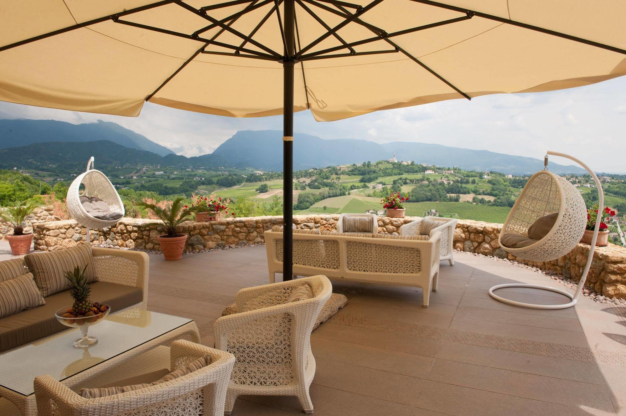 Villa Del Poggio Prosecco Bike Hotel San Pietro Di Feletto Ngoại thất bức ảnh