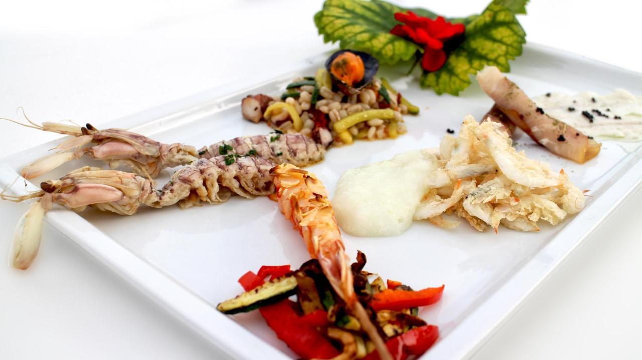 Villa Del Poggio Prosecco Bike Hotel San Pietro Di Feletto Ngoại thất bức ảnh