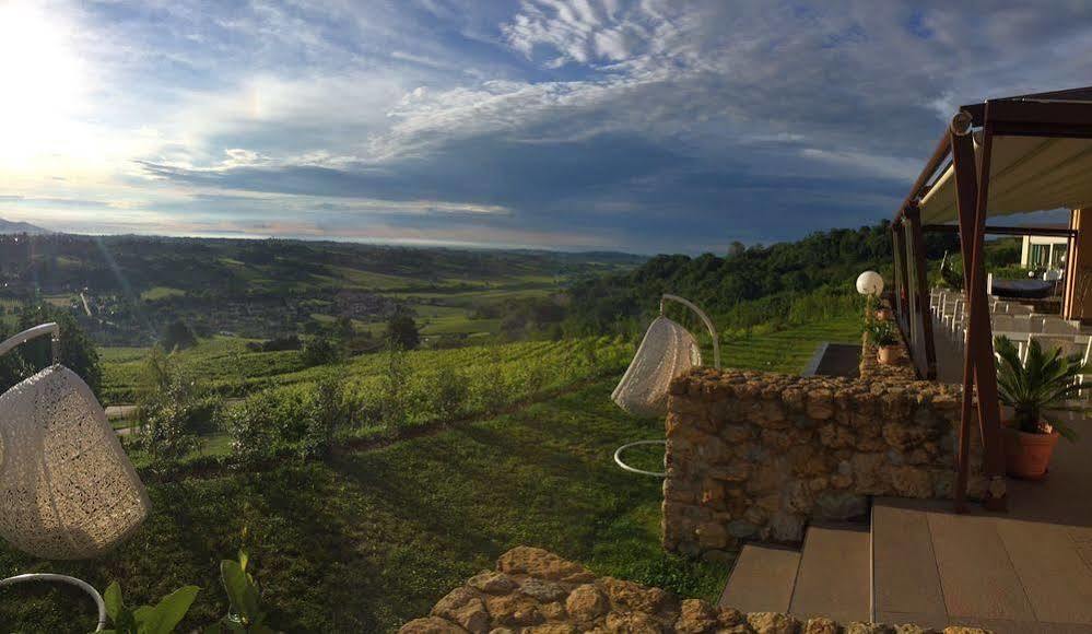 Villa Del Poggio Prosecco Bike Hotel San Pietro Di Feletto Ngoại thất bức ảnh